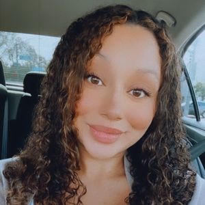 Meet your Posher, Shantal